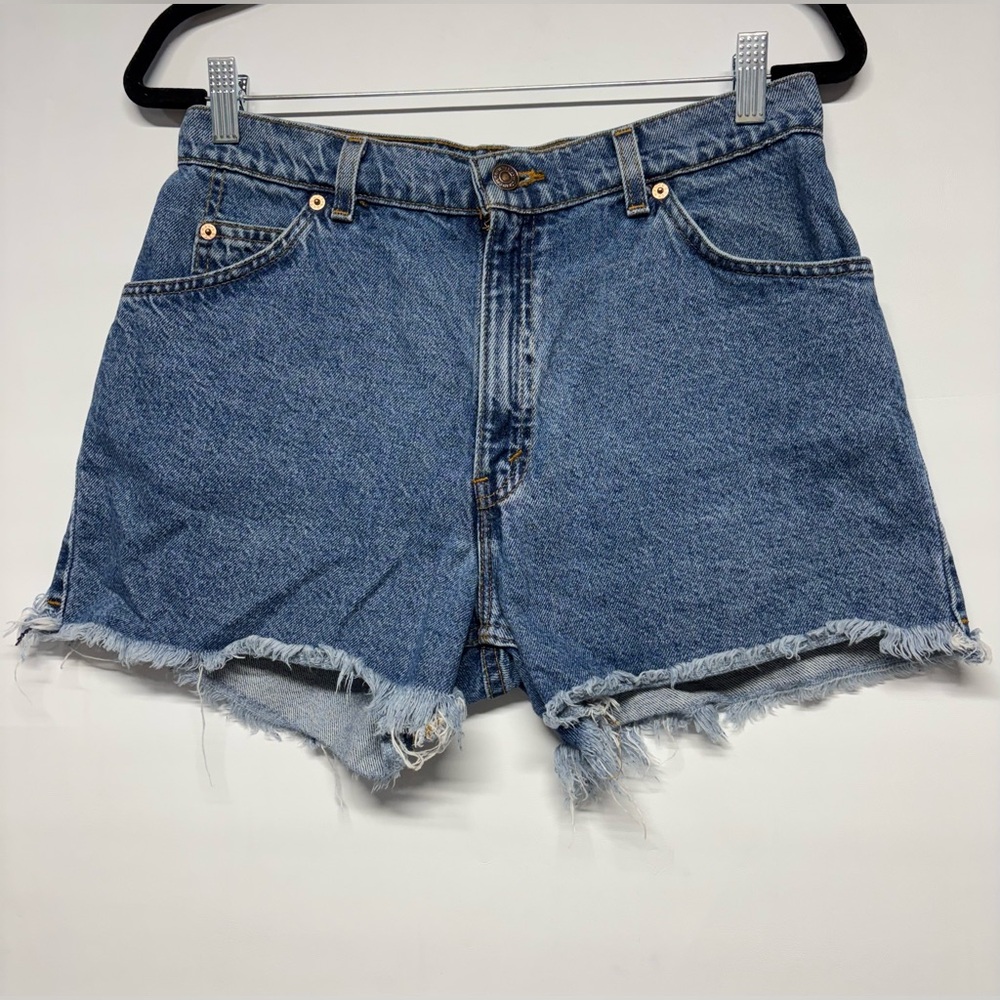 ✨VTG Levi's 910 cutoff Shorts Womens size 11 blue USA High Rise Frayed Cut off